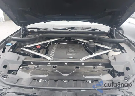 2021 BMW X6 xDrive40I z USA, uszkodzony, nr VIN 5UXCY6C0XM9H59522